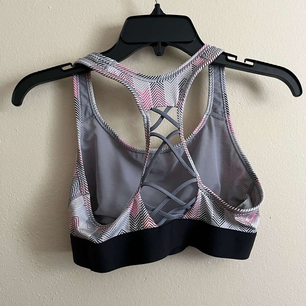 Victoria Sport Racer Back Sports Bra - Picture 5 of 6